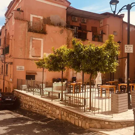 Loft Con Vista Mare, Centro Storico E A Piedi , Wifi Terracina